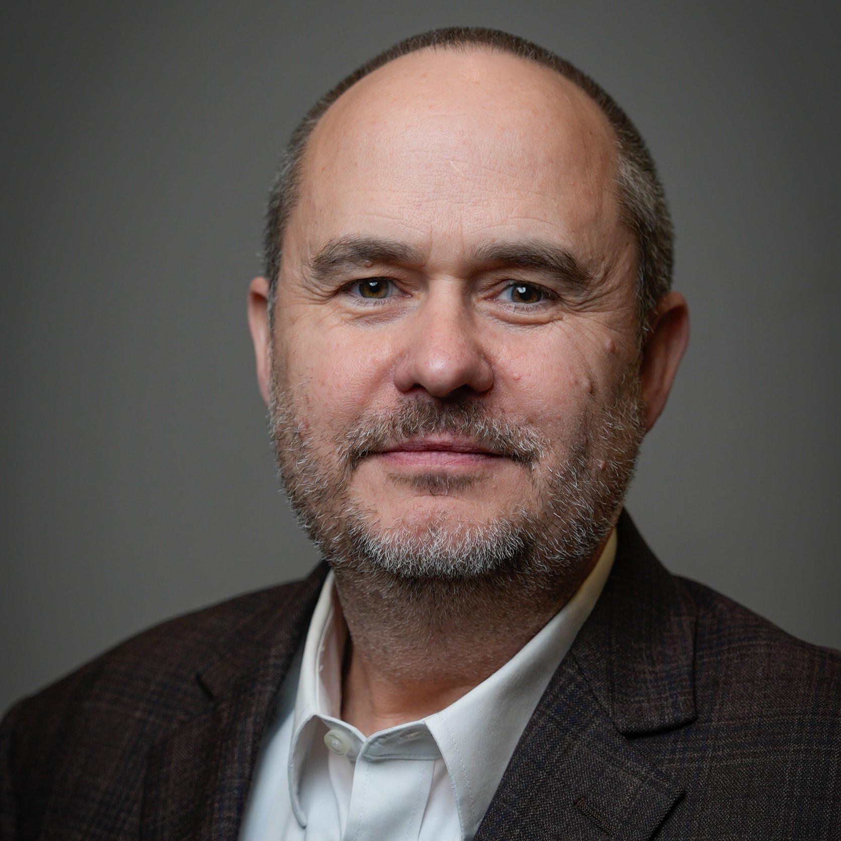 Thomas Deakins - Headshot